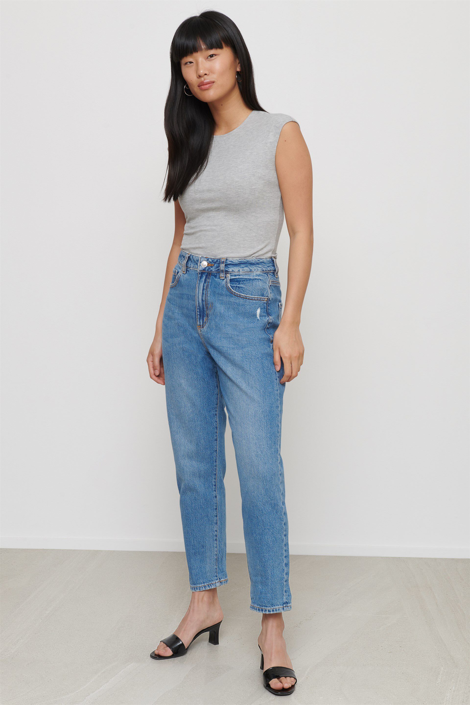 long mom jeans