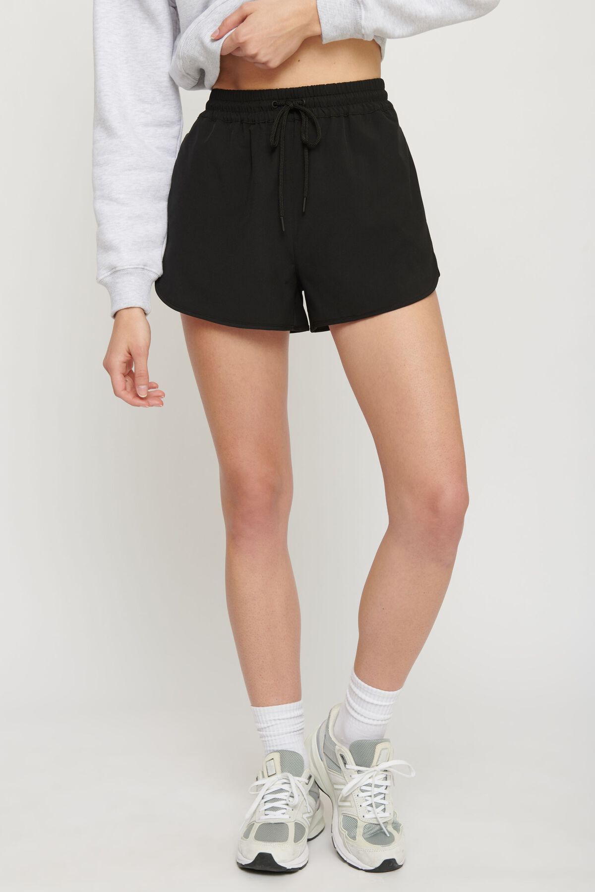Garage Sporty Pull-On Shorts. 4