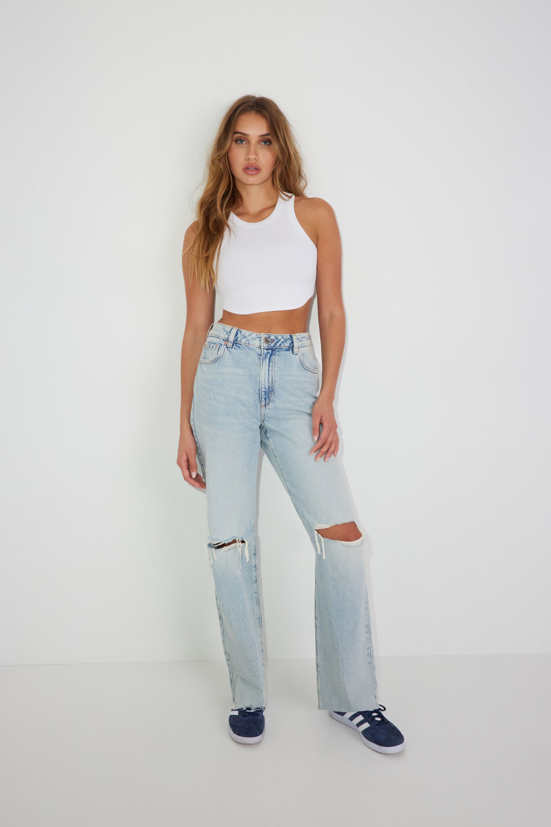 distress jeans for women