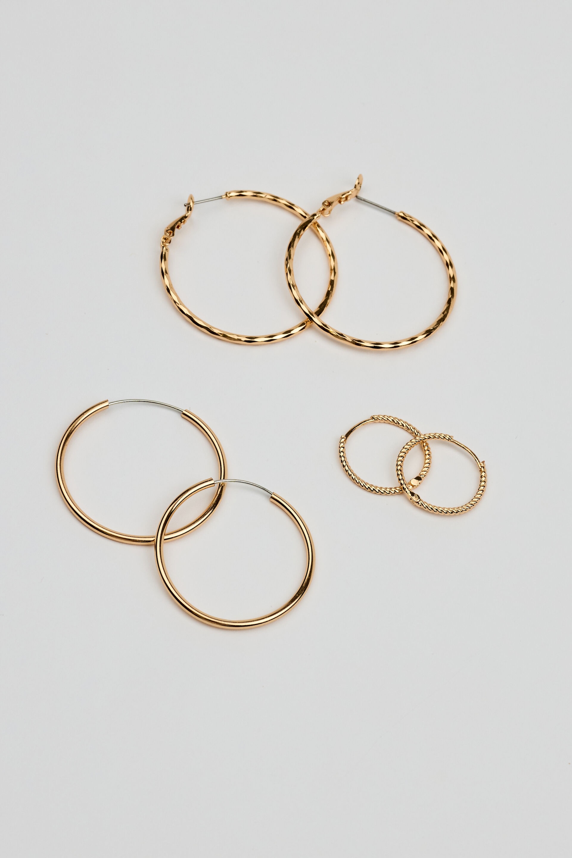 6 Pack of Mini Studs & Thin Hoop Earrings