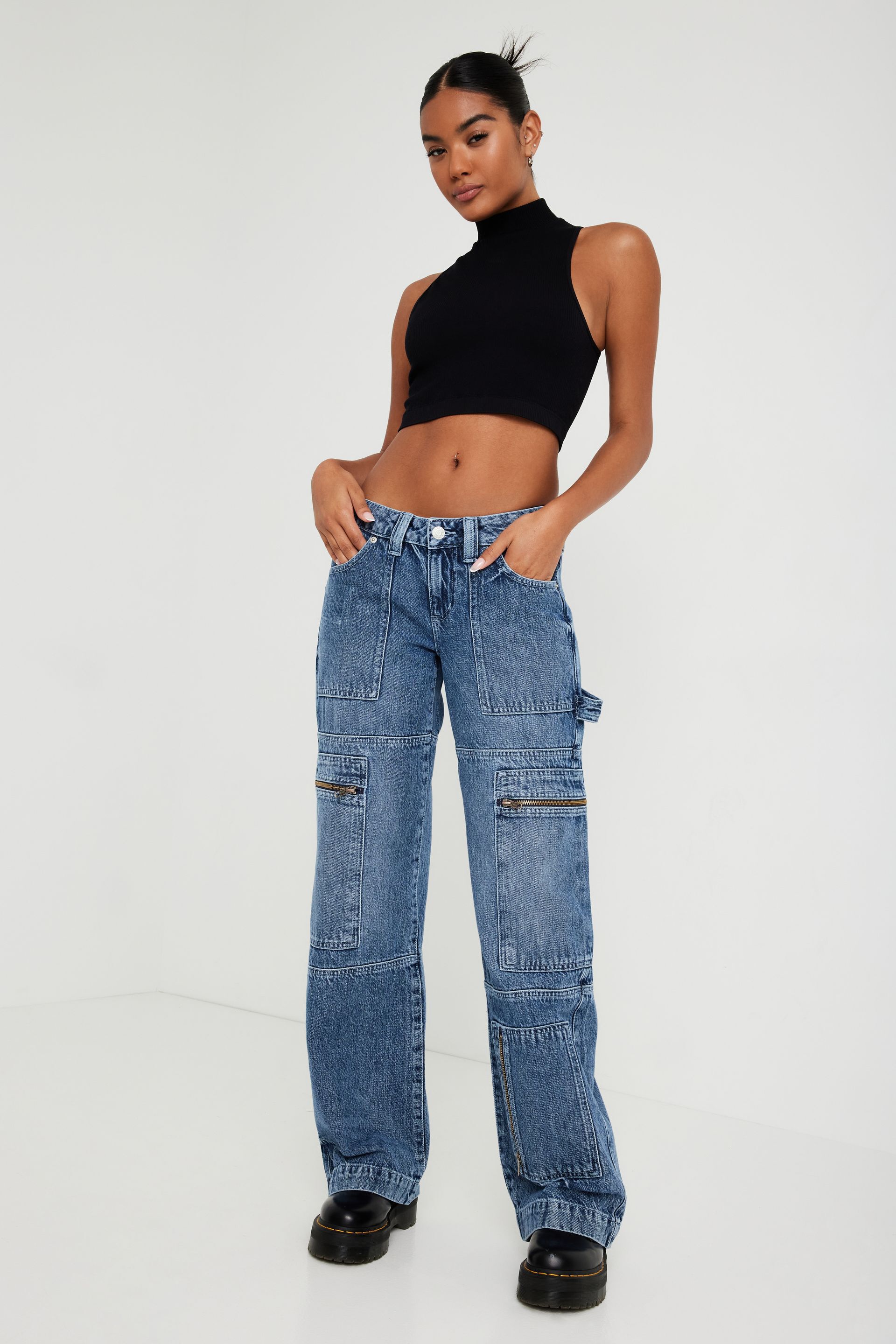 Garage Low Rise Wide Leg Cargo Pant Mall of America®