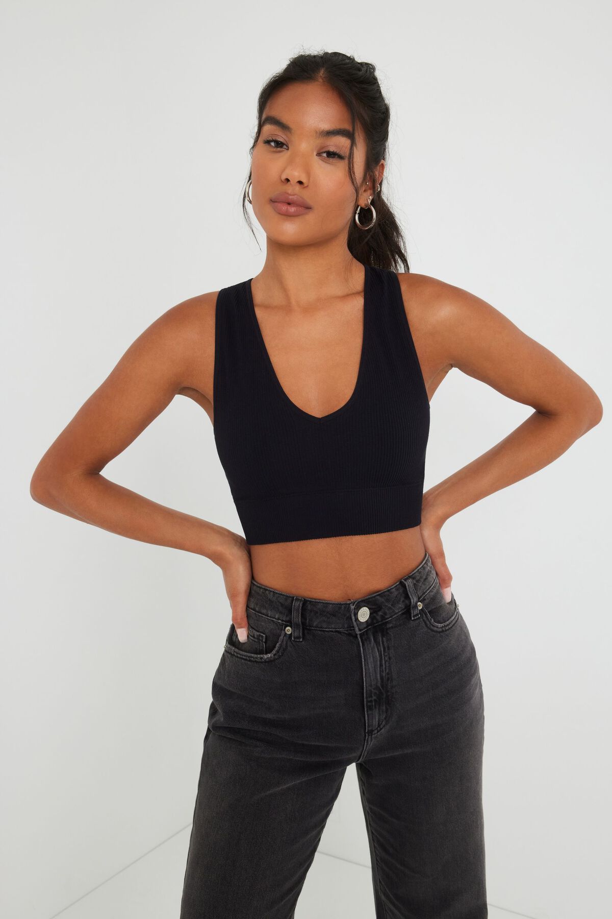 Out From Under Go For Gold Seamless Top  Urban outfitters shirt, Cute  casual outfits, Seamless top