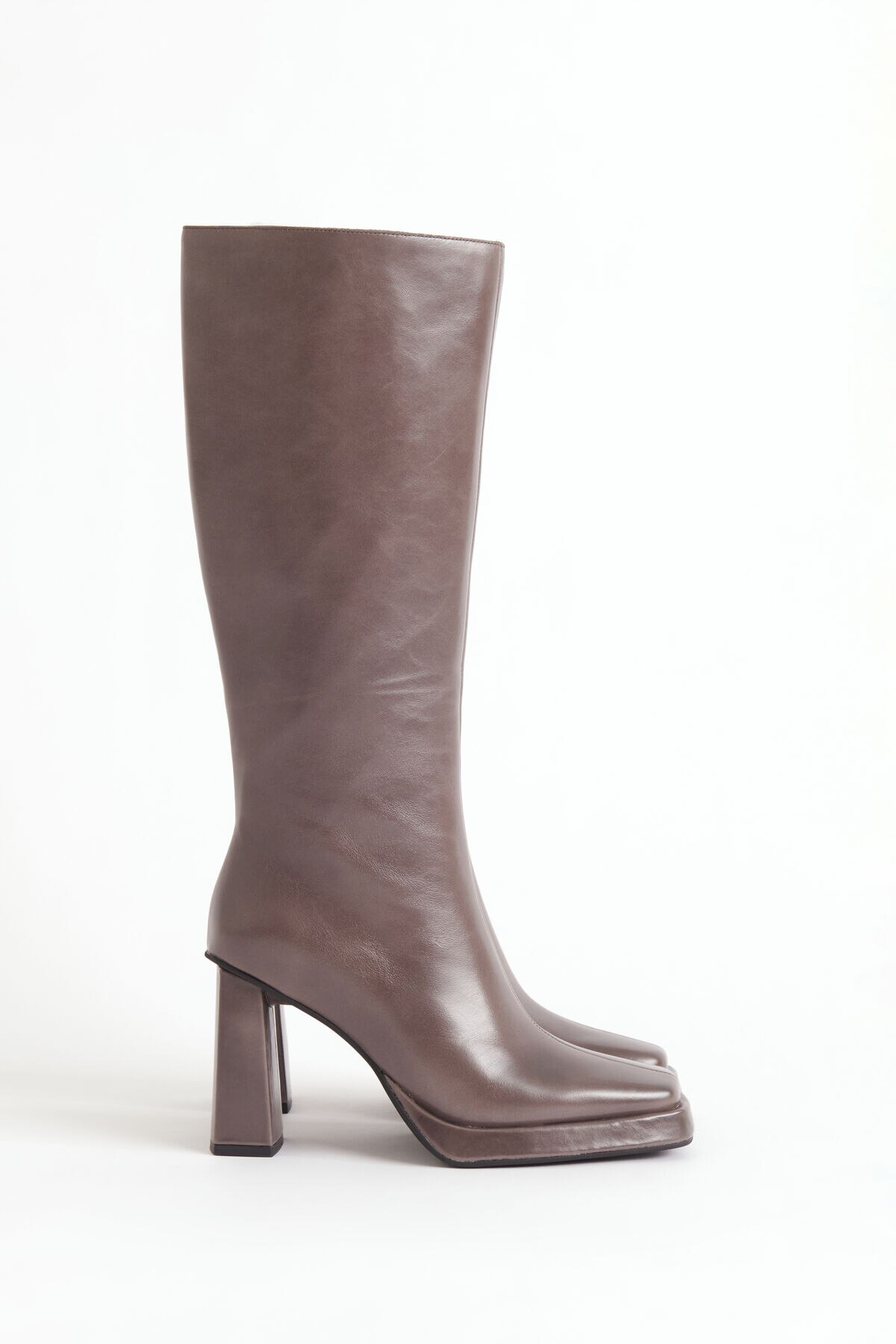 maxx platform boot jeffrey campbell