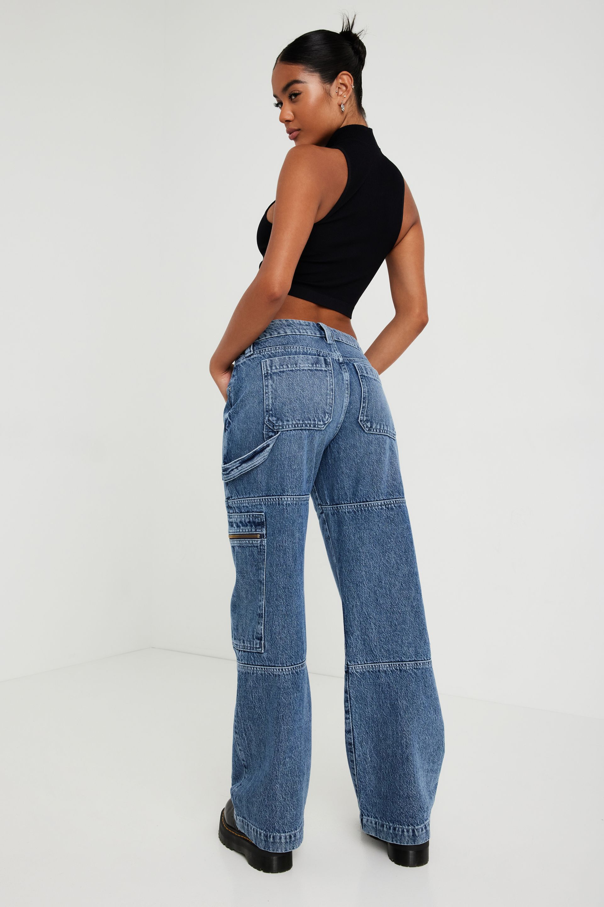 Garage Low Rise Wide Leg Cargo Pant Mall of America®