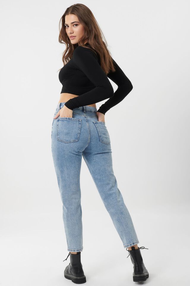 Mom Jeans | Women's Denim | Garage CA
