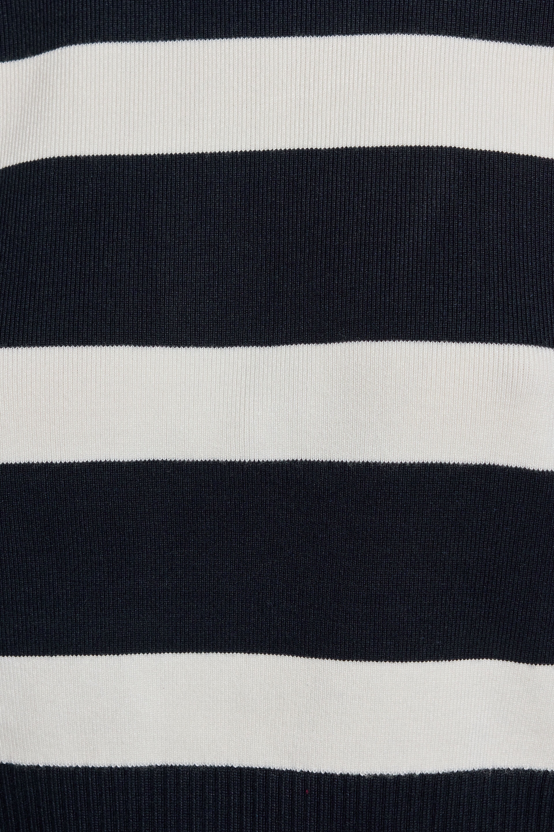 Longsleeve Fine Gauge Sweater