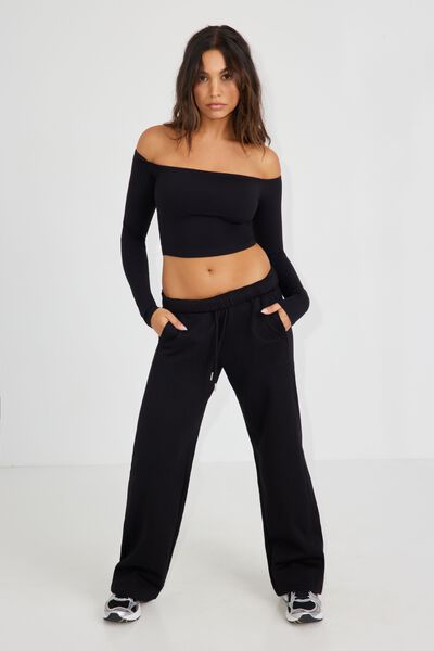 Fitted Straight Leg Sweatpant Black