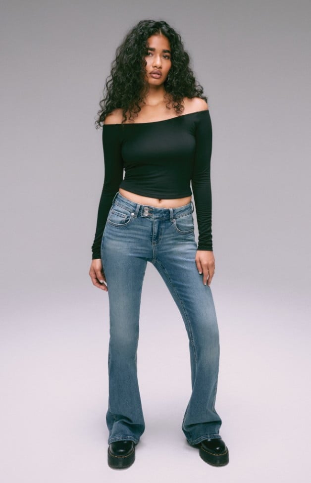 Low rise hotsell bell bottom jeans