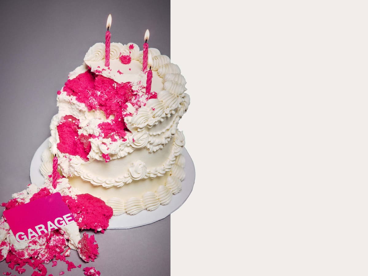 A picture of a cake.
